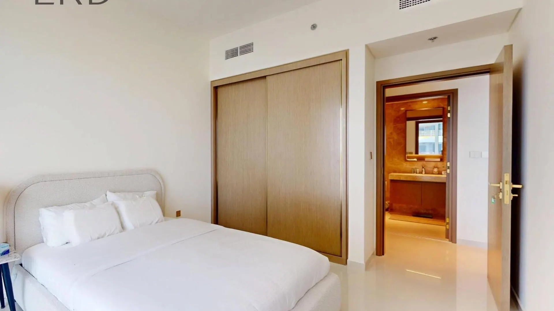 Waterfront 1Br With Private Beach Access Dubai